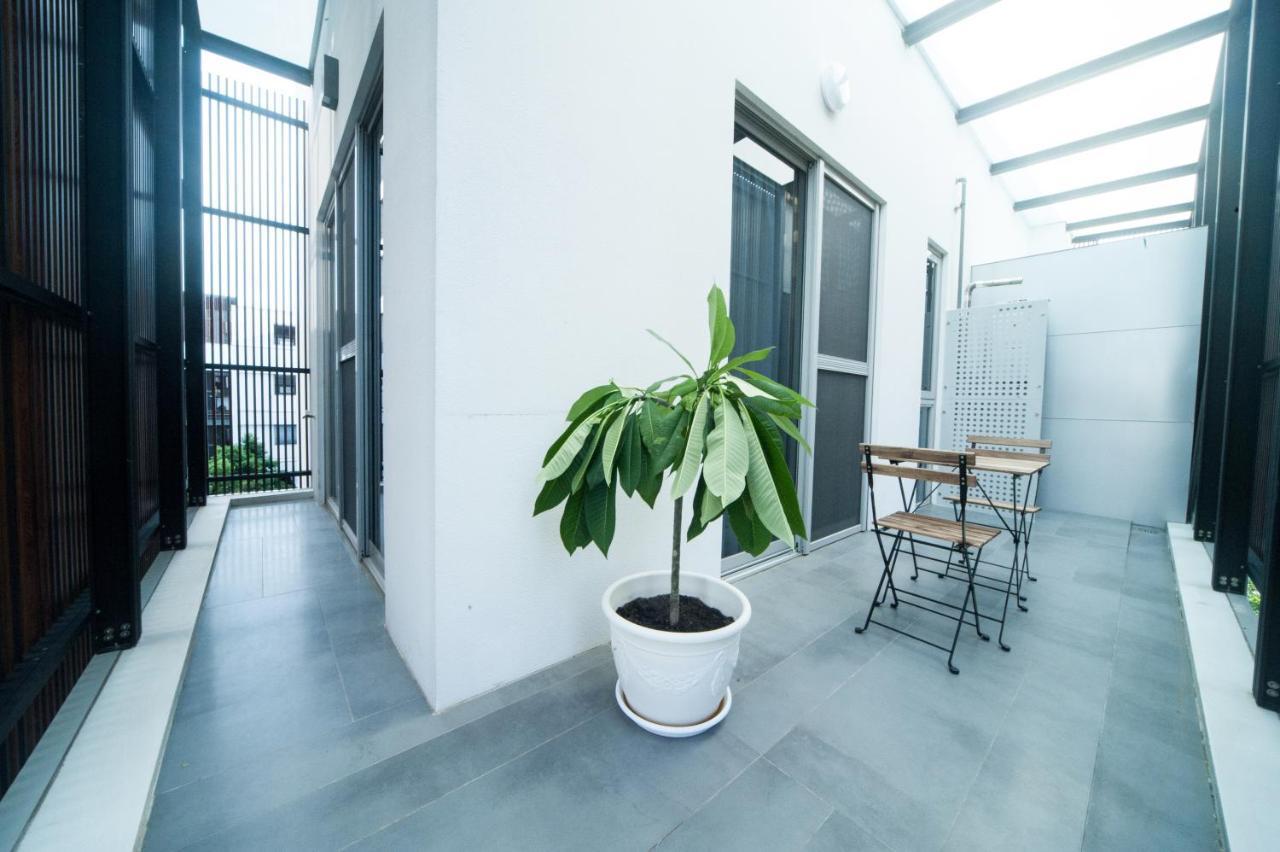 Bed and Breakfast 會呼吸的房-採自助式入住-有電梯 Huwei Exterior foto